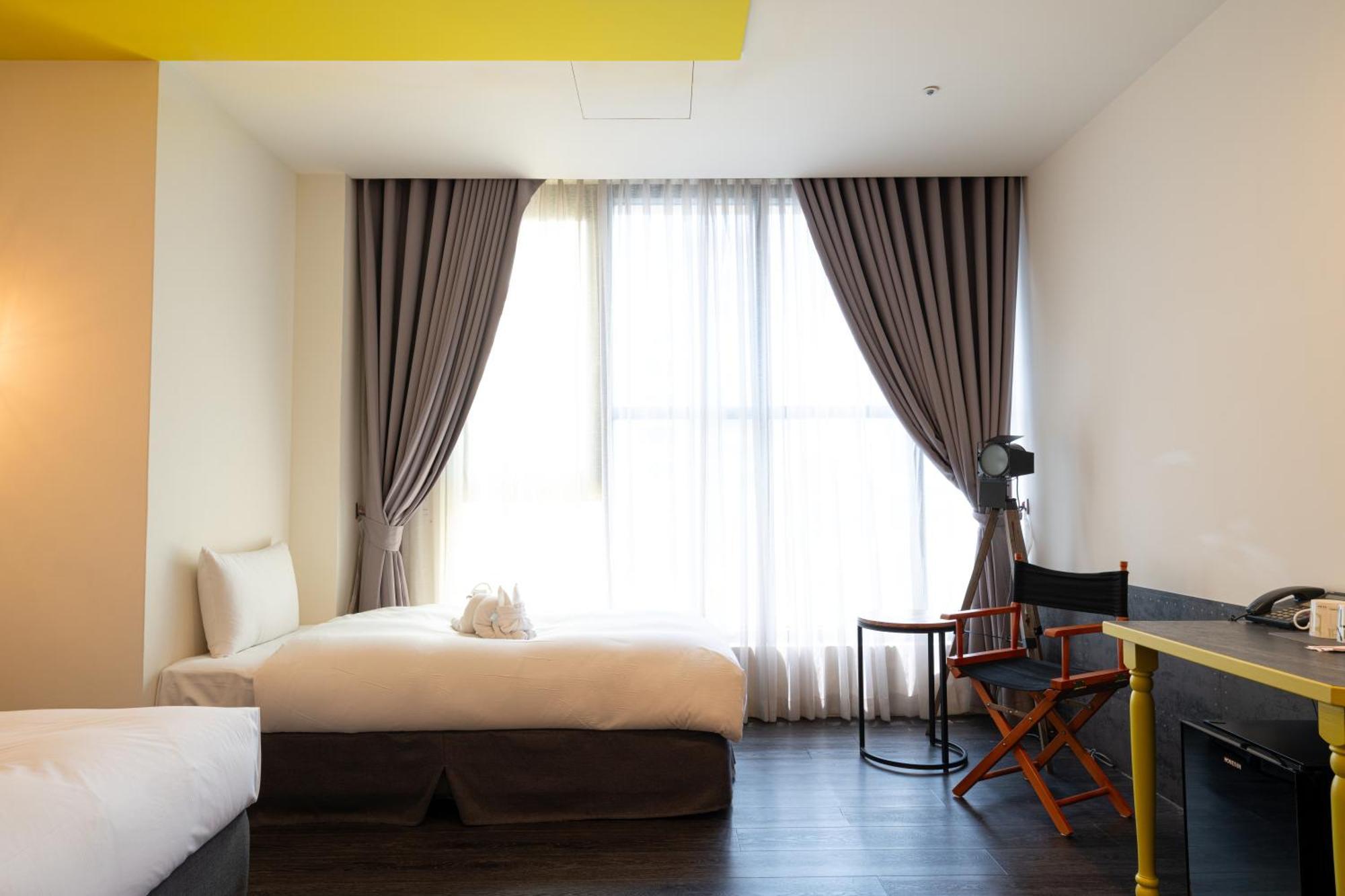 Ningcui Business Hotel Taichung Eksteriør billede