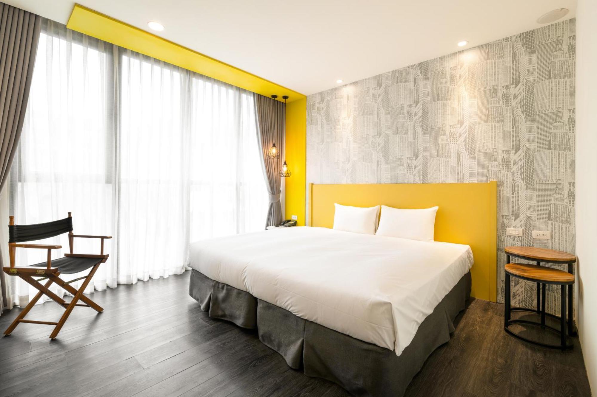 Ningcui Business Hotel Taichung Eksteriør billede