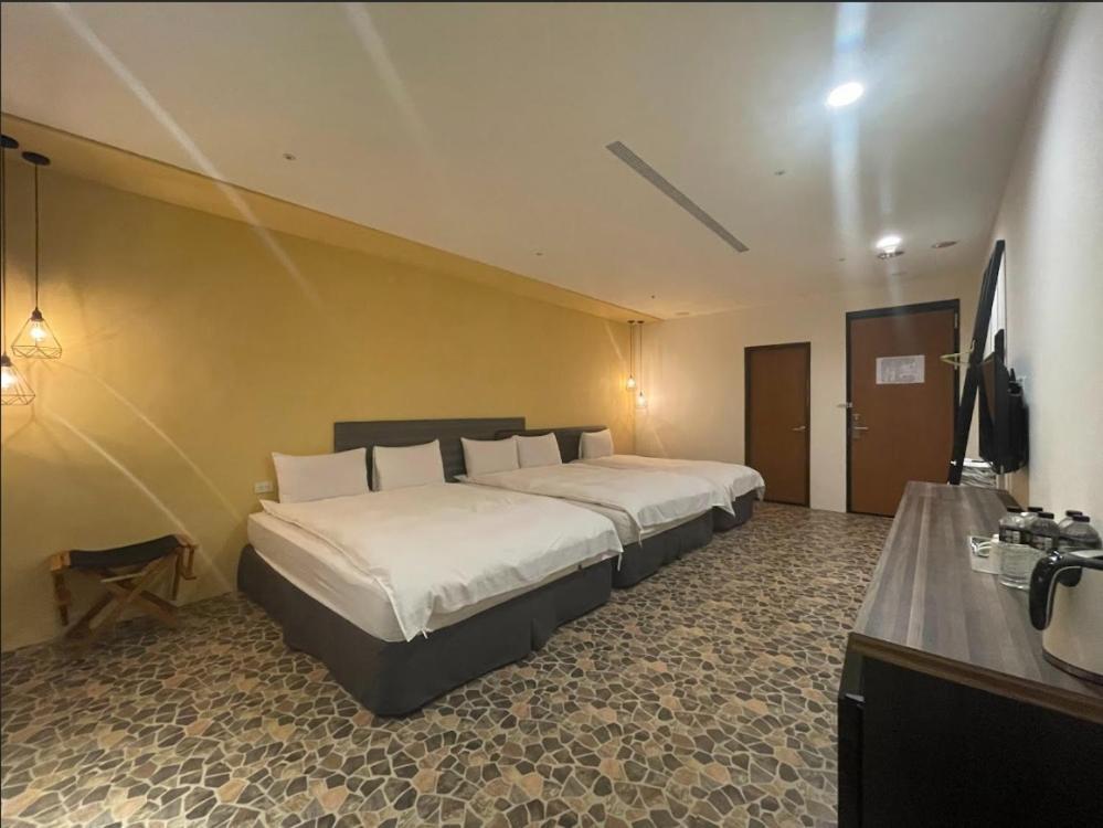 Ningcui Business Hotel Taichung Værelse billede